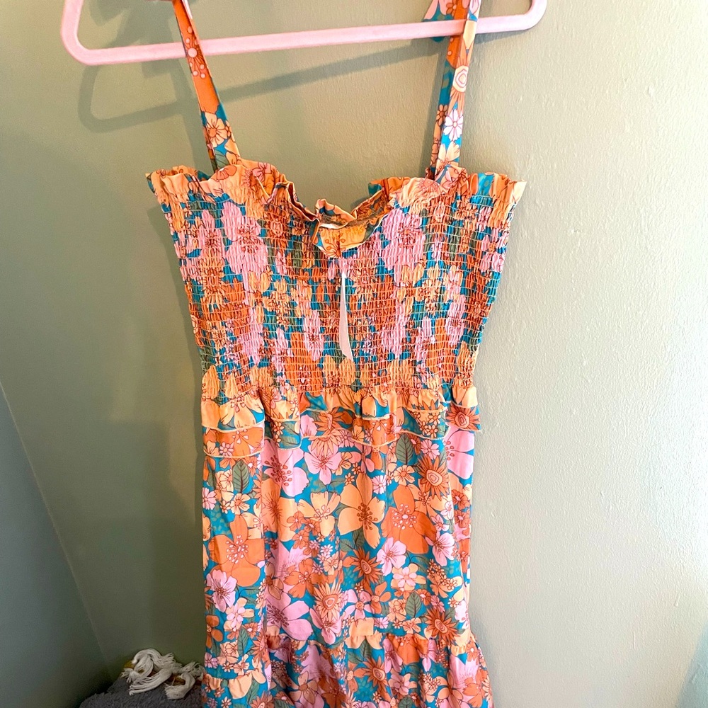 Scrunched top floral midi dress